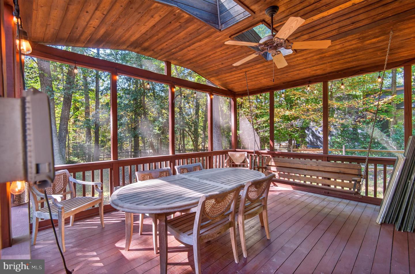 11813 TRIPLE CROWN RD, RESTON, Virginia 20191, 5 Bedrooms Bedrooms, 10 Rooms Rooms,3 BathroomsBathrooms,Residential,For sale,11813 TRIPLE CROWN RD,VAFX2274146 MLS # VAFX2274146