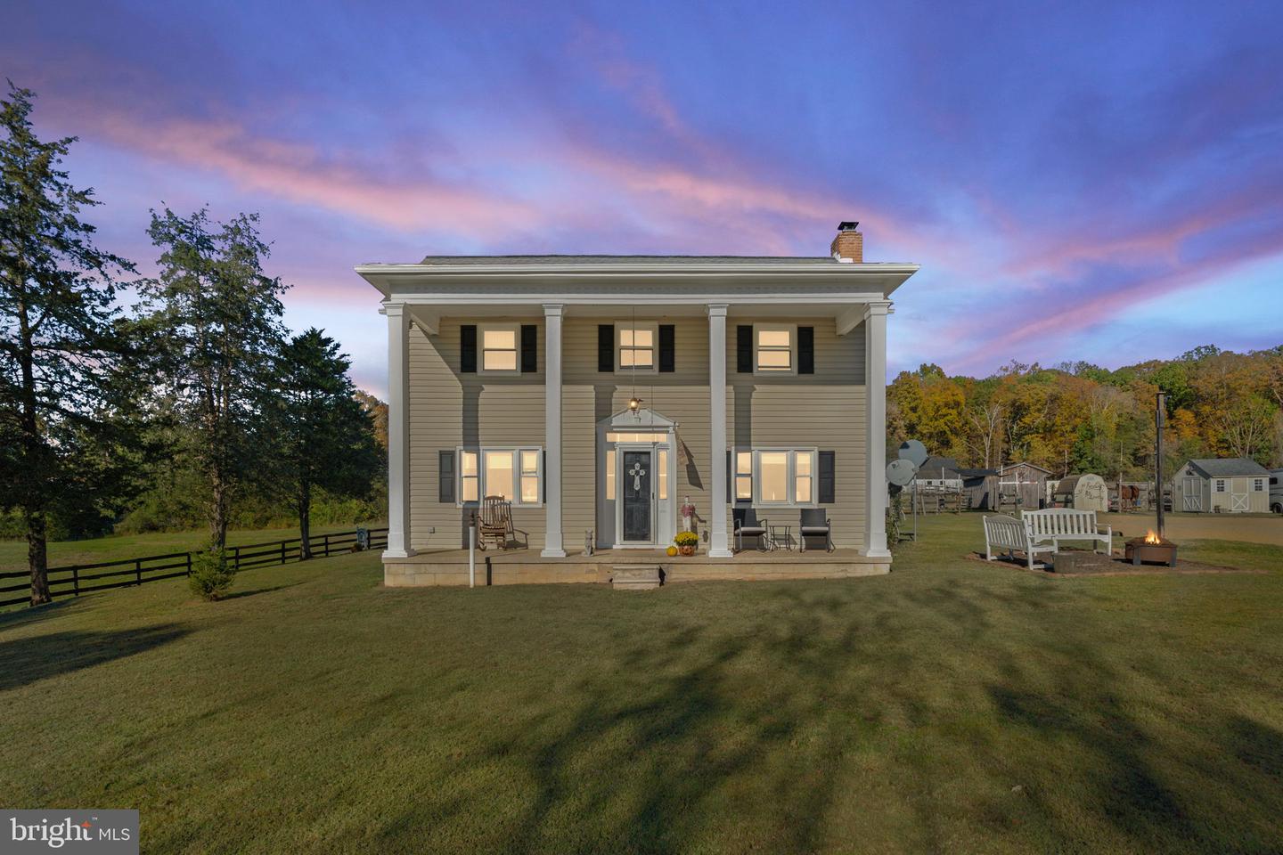 8229 OLD DUMFRIES RD, CATLETT, Virginia 20119, 3 Bedrooms Bedrooms, ,2 BathroomsBathrooms,Residential,For sale,8229 OLD DUMFRIES RD,VAFQ2019376 MLS # VAFQ2019376