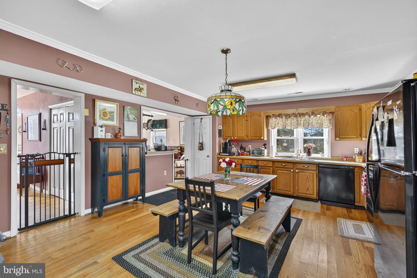 8229 OLD DUMFRIES RD, CATLETT, Virginia 20119, 3 Bedrooms Bedrooms, ,2 BathroomsBathrooms,Residential,For sale,8229 OLD DUMFRIES RD,VAFQ2019376 MLS # VAFQ2019376