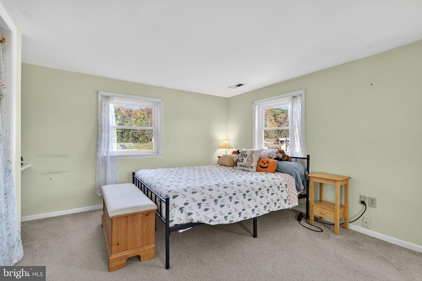 8229 OLD DUMFRIES RD, CATLETT, Virginia 20119, 3 Bedrooms Bedrooms, ,2 BathroomsBathrooms,Residential,For sale,8229 OLD DUMFRIES RD,VAFQ2019376 MLS # VAFQ2019376