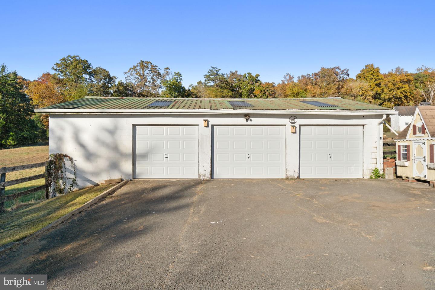 8229 OLD DUMFRIES RD, CATLETT, Virginia 20119, 3 Bedrooms Bedrooms, ,2 BathroomsBathrooms,Residential,For sale,8229 OLD DUMFRIES RD,VAFQ2019376 MLS # VAFQ2019376