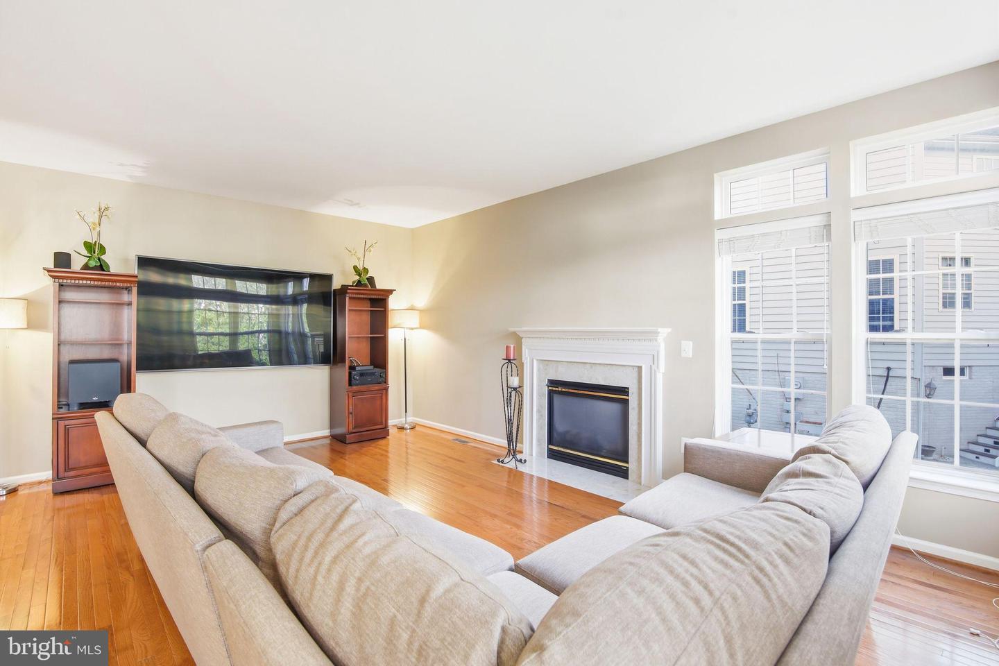 6837 RATHBONE PL, GAINESVILLE, Virginia 20155, 5 Bedrooms Bedrooms, ,3 BathroomsBathrooms,Residential,For sale,6837 RATHBONE PL,VAPW2105930 MLS # VAPW2105930