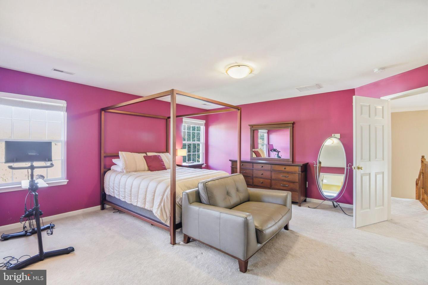 6837 RATHBONE PL, GAINESVILLE, Virginia 20155, 5 Bedrooms Bedrooms, ,3 BathroomsBathrooms,Residential,For sale,6837 RATHBONE PL,VAPW2105930 MLS # VAPW2105930