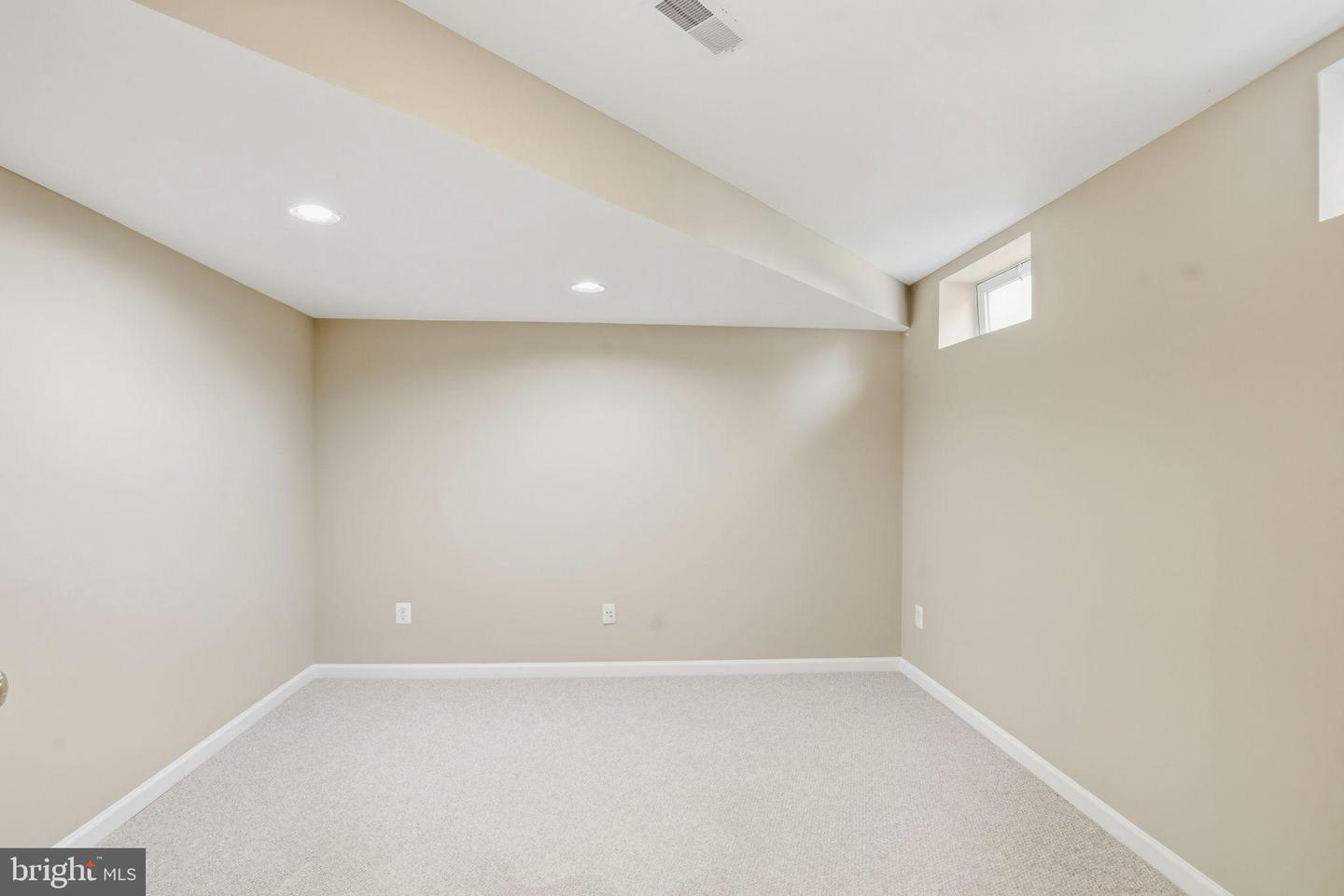 6837 RATHBONE PL, GAINESVILLE, Virginia 20155, 5 Bedrooms Bedrooms, ,3 BathroomsBathrooms,Residential,For sale,6837 RATHBONE PL,VAPW2105930 MLS # VAPW2105930