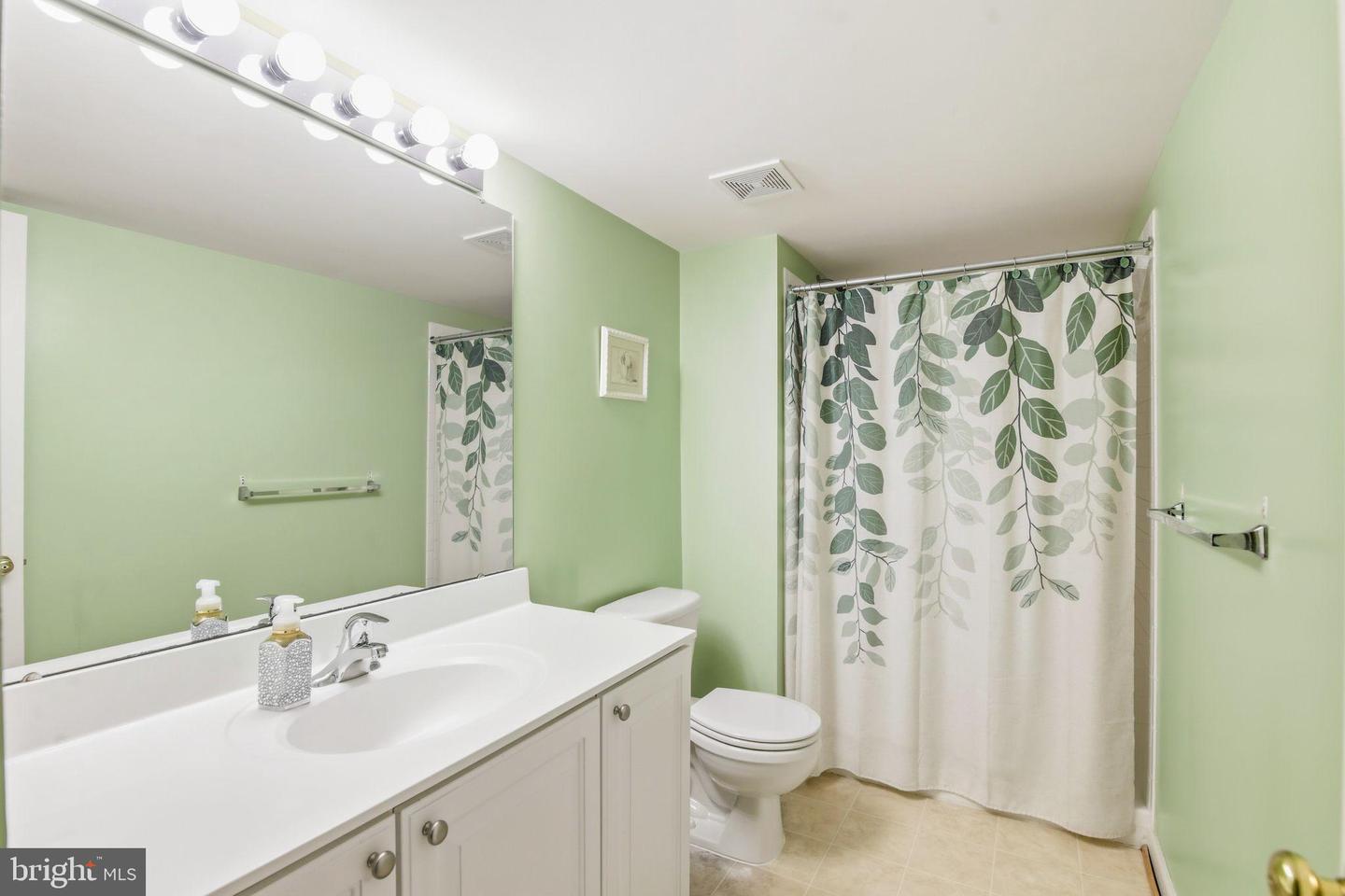 6837 RATHBONE PL, GAINESVILLE, Virginia 20155, 5 Bedrooms Bedrooms, ,3 BathroomsBathrooms,Residential,For sale,6837 RATHBONE PL,VAPW2105930 MLS # VAPW2105930