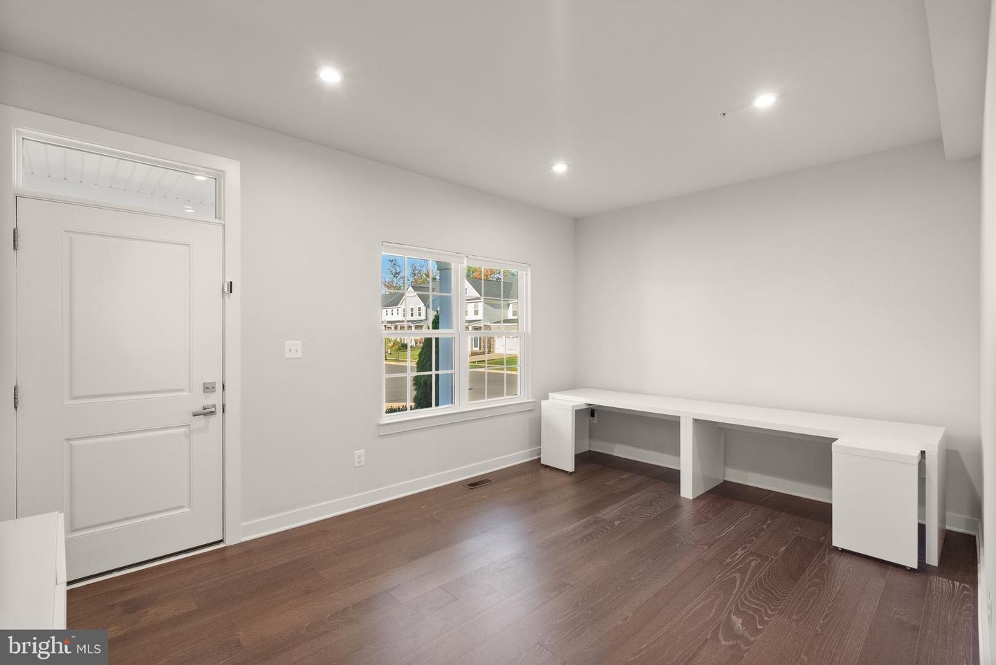 7471 FLAG POINT CT, MANASSAS, Virginia 20109, 4 Bedrooms Bedrooms, ,3 BathroomsBathrooms,Residential,For sale,7471 FLAG POINT CT,VAPW2105948 MLS # VAPW2105948
