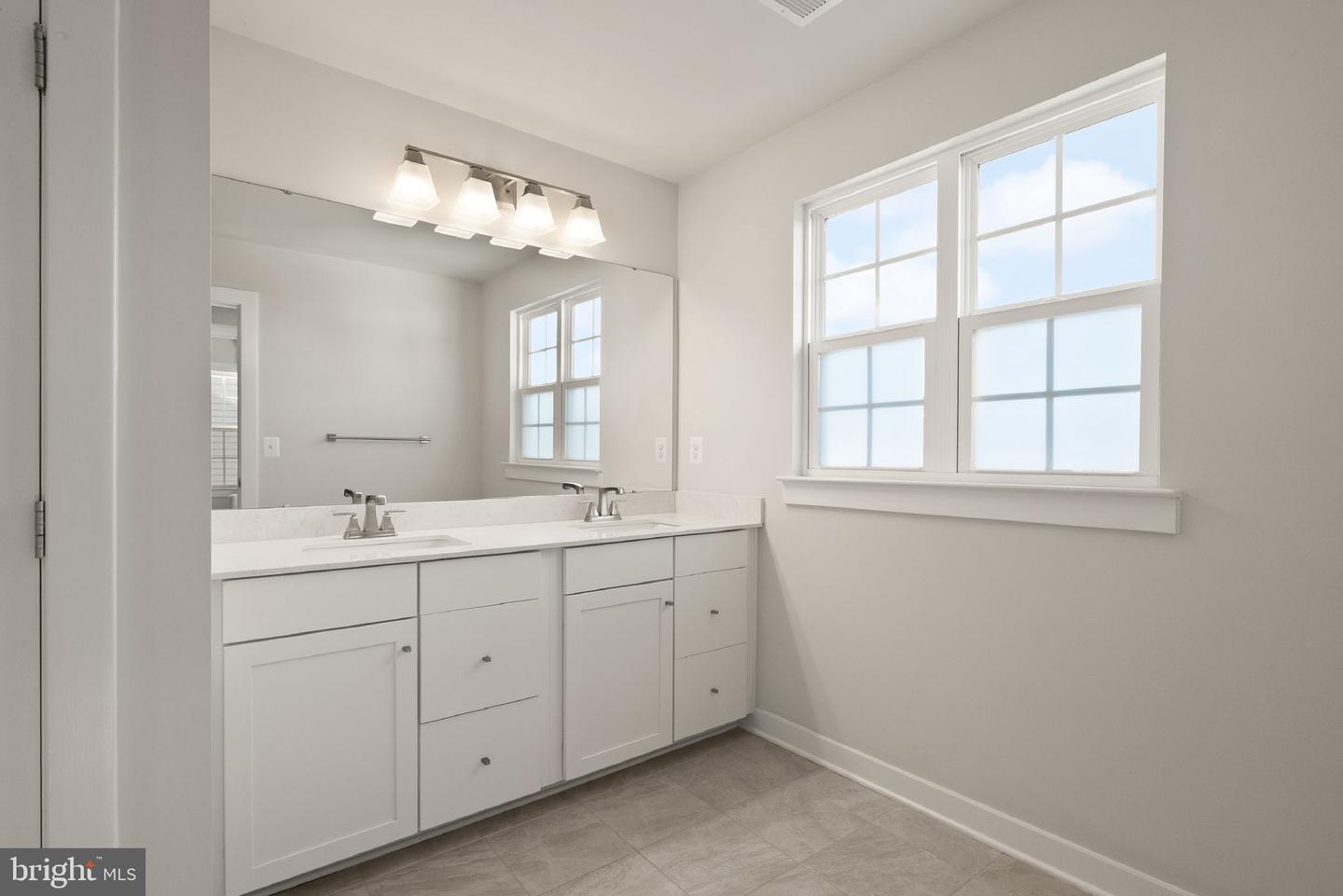 7471 FLAG POINT CT, MANASSAS, Virginia 20109, 4 Bedrooms Bedrooms, ,3 BathroomsBathrooms,Residential,For sale,7471 FLAG POINT CT,VAPW2105948 MLS # VAPW2105948