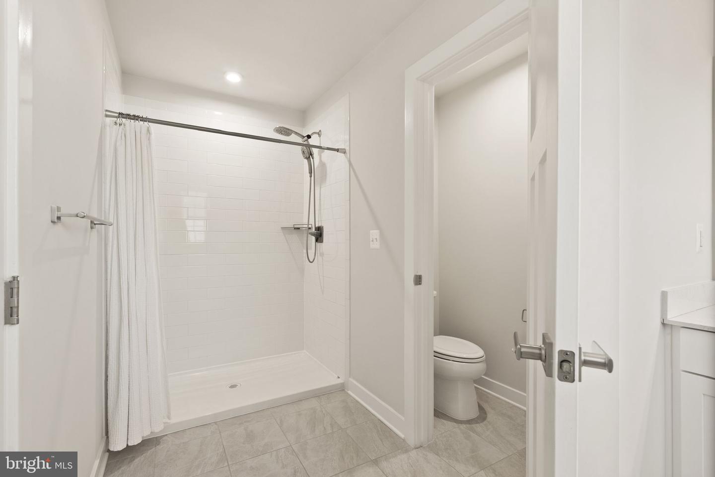 7471 FLAG POINT CT, MANASSAS, Virginia 20109, 4 Bedrooms Bedrooms, ,3 BathroomsBathrooms,Residential,For sale,7471 FLAG POINT CT,VAPW2105948 MLS # VAPW2105948