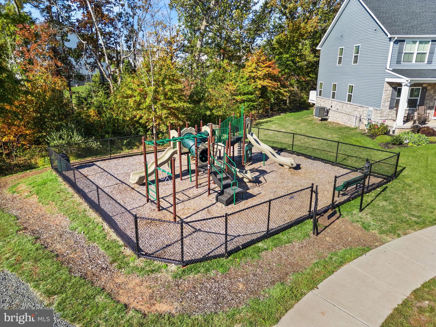 7471 FLAG POINT CT, MANASSAS, Virginia 20109, 4 Bedrooms Bedrooms, ,3 BathroomsBathrooms,Residential,For sale,7471 FLAG POINT CT,VAPW2105948 MLS # VAPW2105948