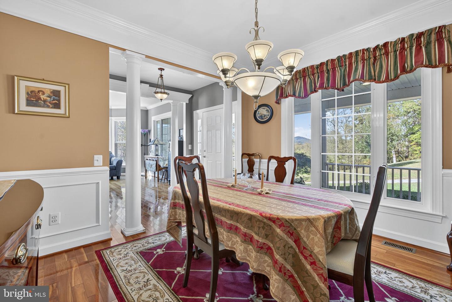 10142 ADA RD, MARSHALL, Virginia 20115, 5 Bedrooms Bedrooms, ,4 BathroomsBathrooms,Residential,For sale,10142 ADA RD,VAFQ2019368 MLS # VAFQ2019368