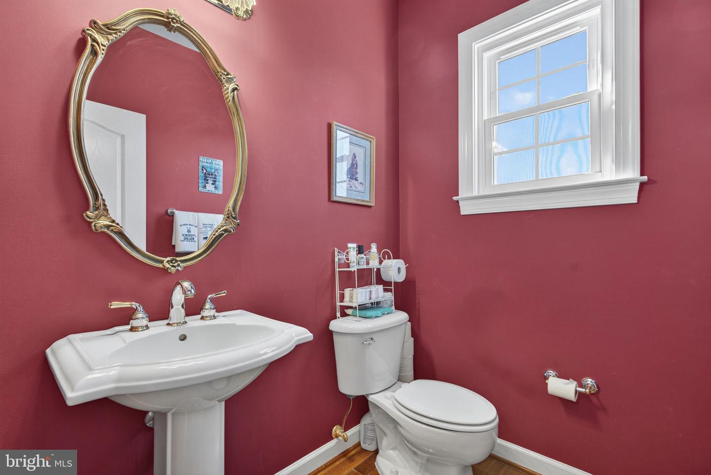 10142 ADA RD, MARSHALL, Virginia 20115, 5 Bedrooms Bedrooms, ,4 BathroomsBathrooms,Residential,For sale,10142 ADA RD,VAFQ2019368 MLS # VAFQ2019368