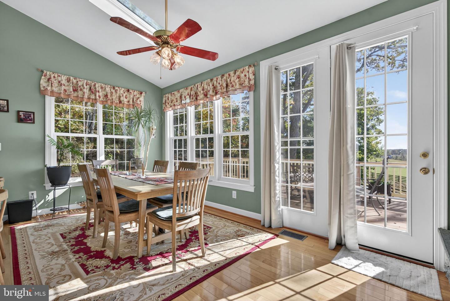 10142 ADA RD, MARSHALL, Virginia 20115, 5 Bedrooms Bedrooms, ,4 BathroomsBathrooms,Residential,For sale,10142 ADA RD,VAFQ2019368 MLS # VAFQ2019368