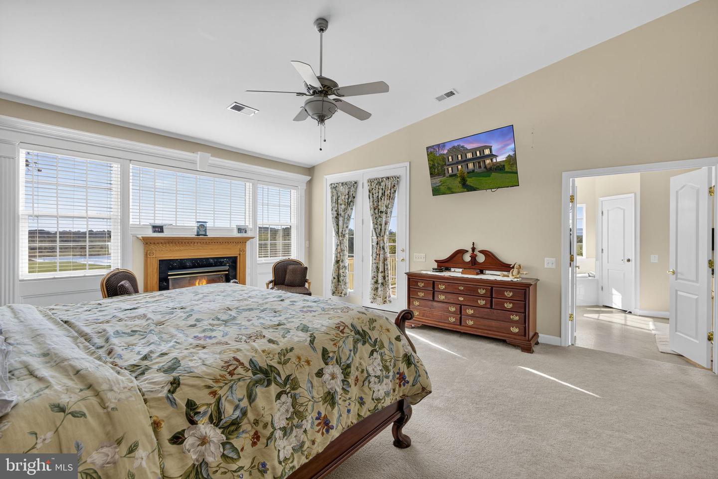 10142 ADA RD, MARSHALL, Virginia 20115, 5 Bedrooms Bedrooms, ,4 BathroomsBathrooms,Residential,For sale,10142 ADA RD,VAFQ2019368 MLS # VAFQ2019368