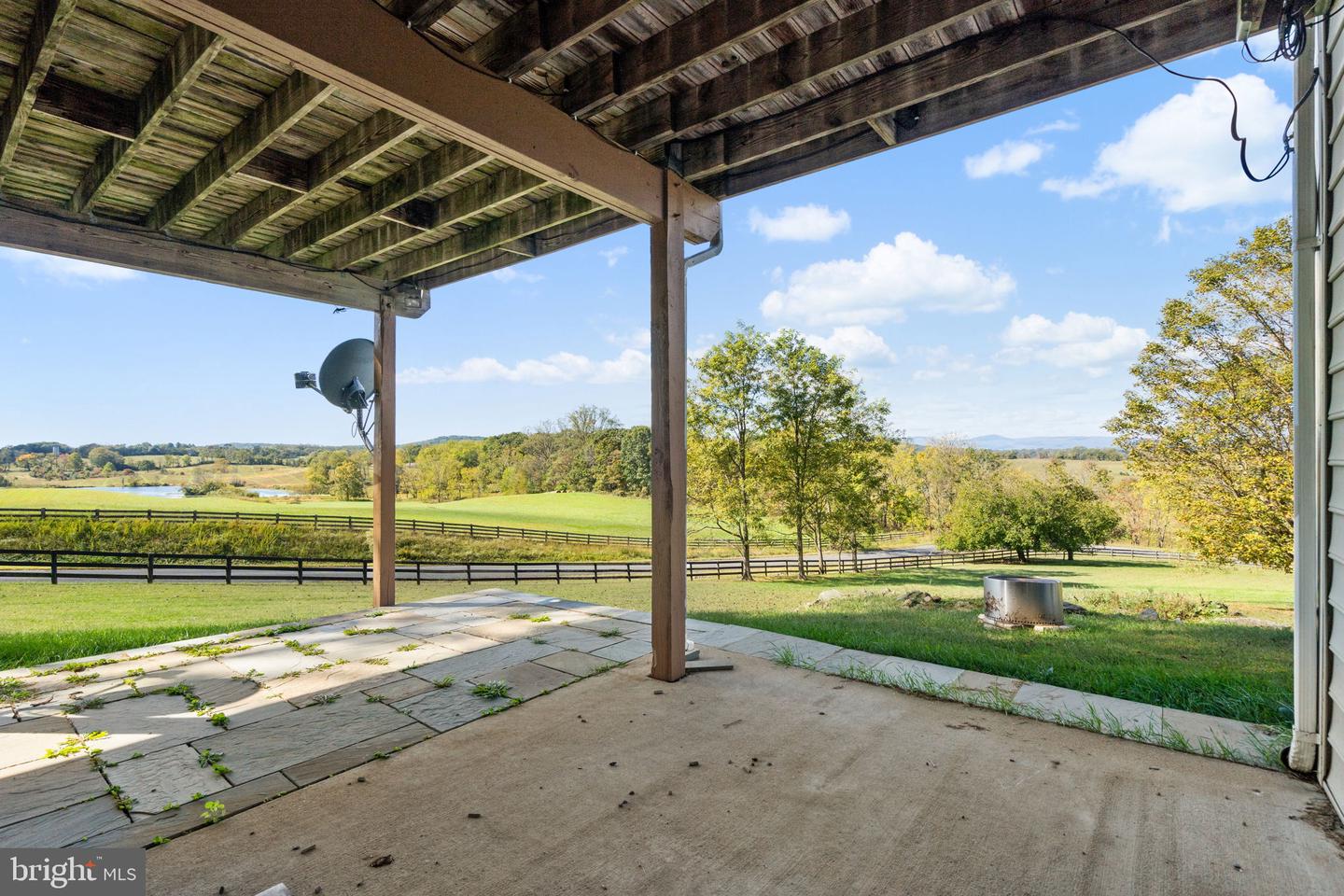 10142 ADA RD, MARSHALL, Virginia 20115, 5 Bedrooms Bedrooms, ,4 BathroomsBathrooms,Residential,For sale,10142 ADA RD,VAFQ2019368 MLS # VAFQ2019368