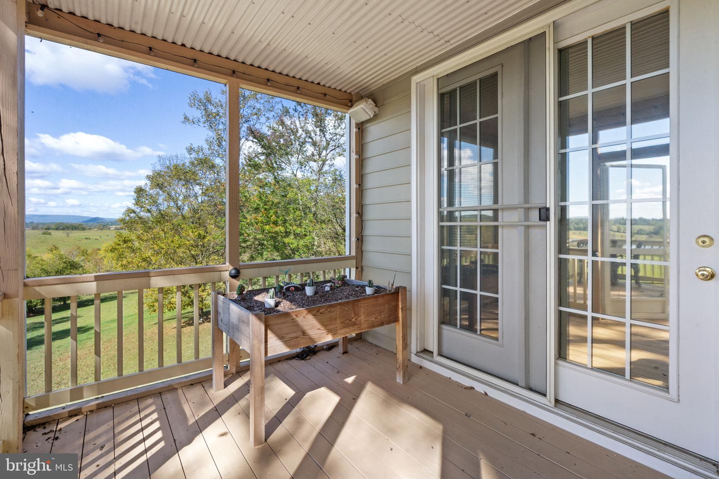 10142 ADA RD, MARSHALL, Virginia 20115, 5 Bedrooms Bedrooms, ,4 BathroomsBathrooms,Residential,For sale,10142 ADA RD,VAFQ2019368 MLS # VAFQ2019368