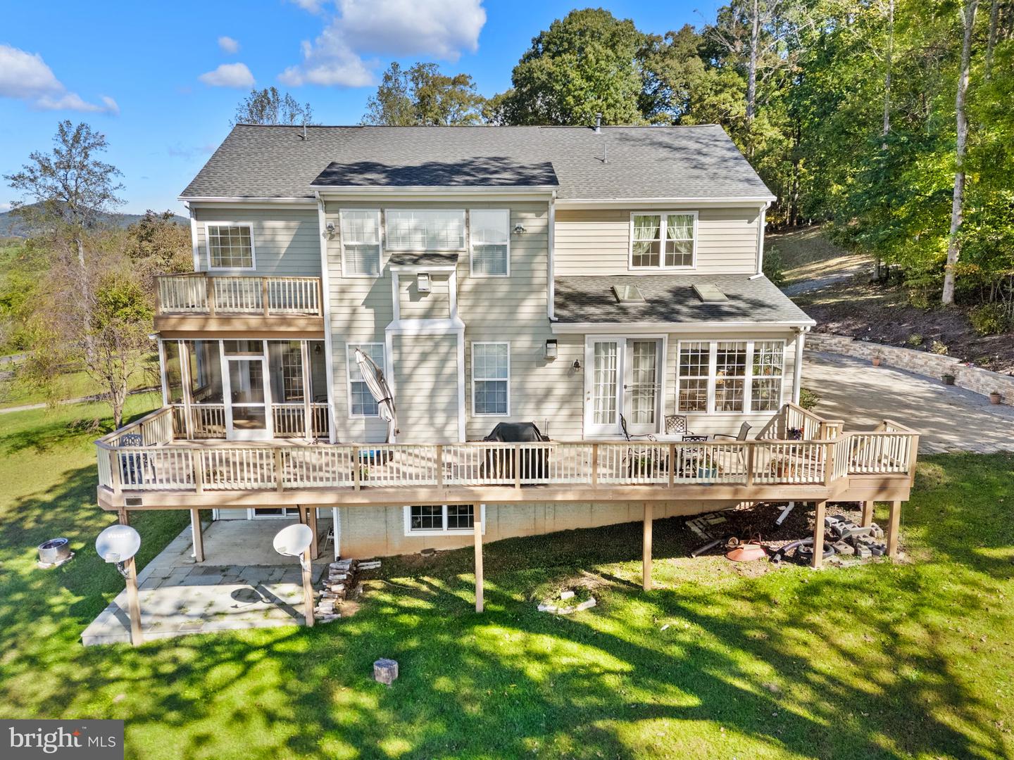 10142 ADA RD, MARSHALL, Virginia 20115, 5 Bedrooms Bedrooms, ,4 BathroomsBathrooms,Residential,For sale,10142 ADA RD,VAFQ2019368 MLS # VAFQ2019368