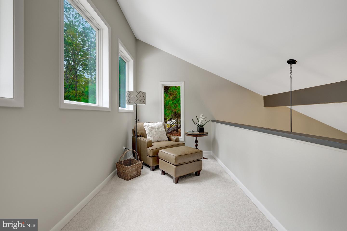 526 SPRINGVALE RD, GREAT FALLS, Virginia 22066, 6 Bedrooms Bedrooms, ,3 BathroomsBathrooms,Residential,For sale,526 SPRINGVALE RD,VAFX2274206 MLS # VAFX2274206