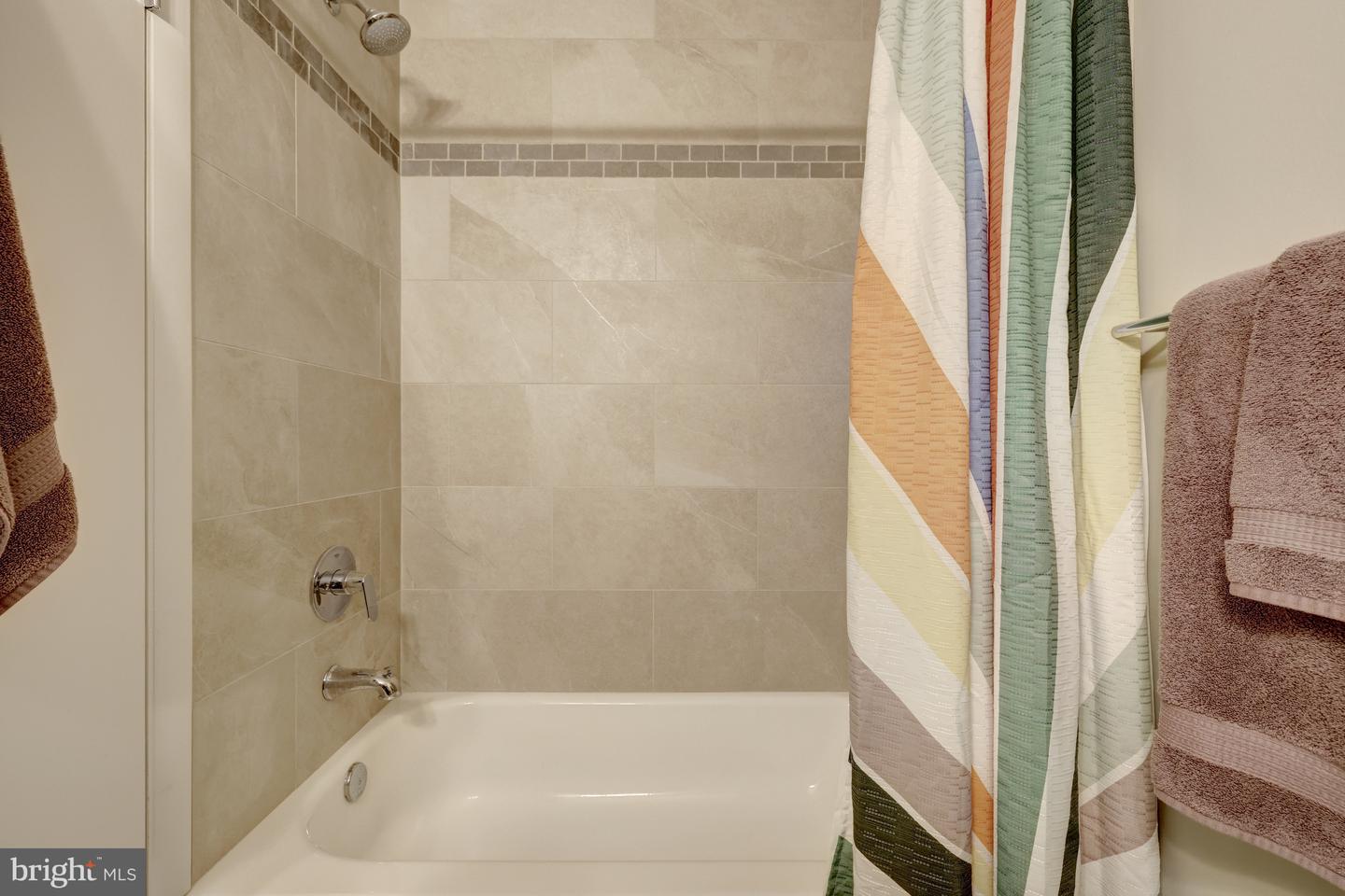 526 SPRINGVALE RD, GREAT FALLS, Virginia 22066, 6 Bedrooms Bedrooms, ,3 BathroomsBathrooms,Residential,For sale,526 SPRINGVALE RD,VAFX2274206 MLS # VAFX2274206