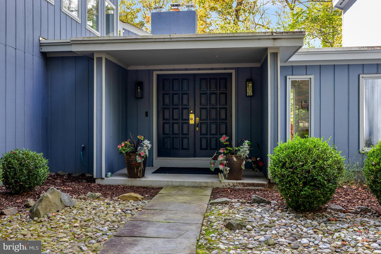 526 SPRINGVALE RD, GREAT FALLS, Virginia 22066, 6 Bedrooms Bedrooms, ,3 BathroomsBathrooms,Residential,For sale,526 SPRINGVALE RD,VAFX2274206 MLS # VAFX2274206