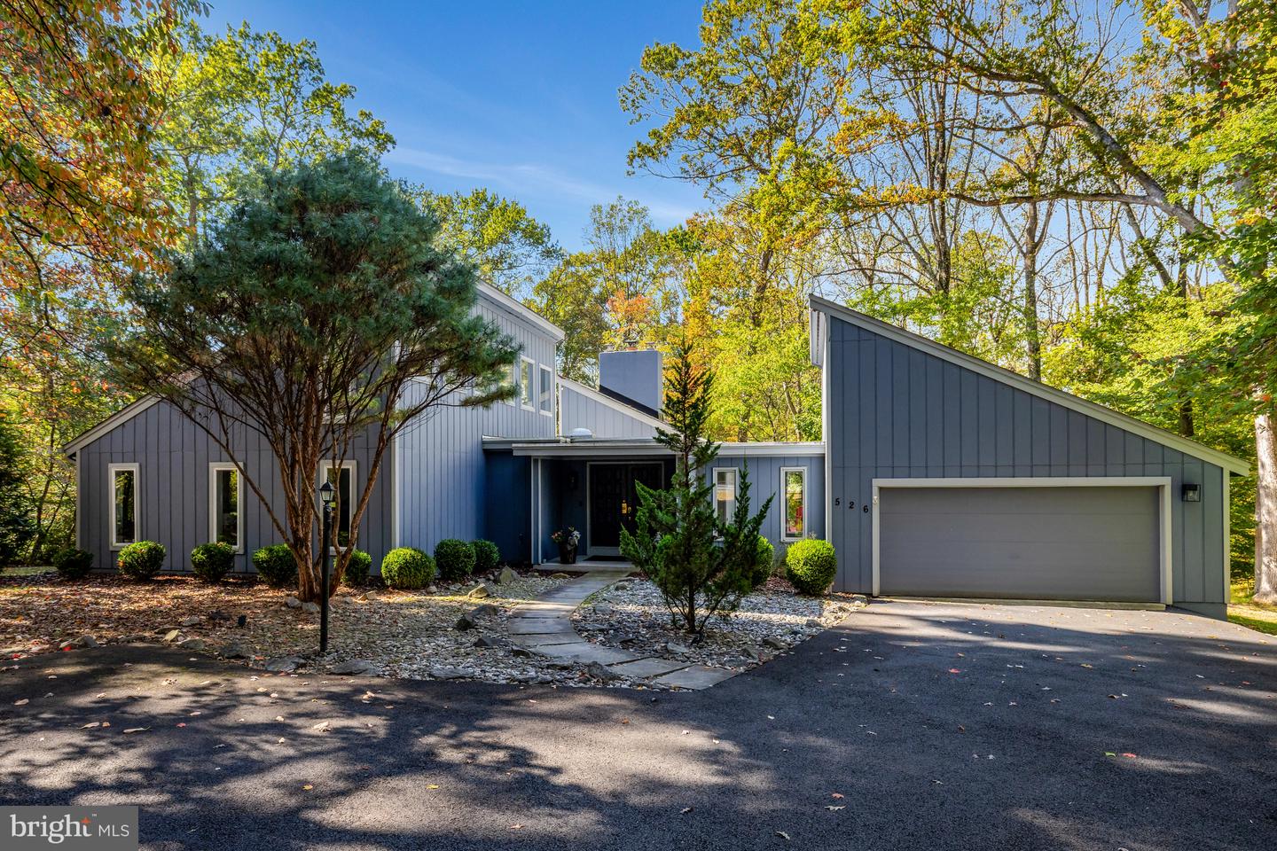 526 SPRINGVALE RD, GREAT FALLS, Virginia 22066, 6 Bedrooms Bedrooms, ,3 BathroomsBathrooms,Residential,For sale,526 SPRINGVALE RD,VAFX2274206 MLS # VAFX2274206