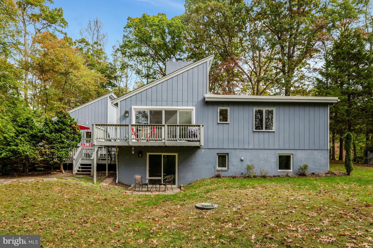 526 SPRINGVALE RD, GREAT FALLS, Virginia 22066, 6 Bedrooms Bedrooms, ,3 BathroomsBathrooms,Residential,For sale,526 SPRINGVALE RD,VAFX2274206 MLS # VAFX2274206