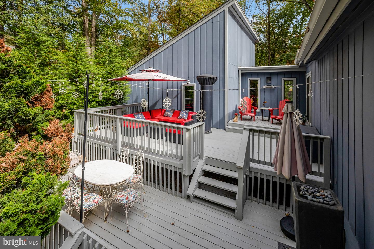 526 SPRINGVALE RD, GREAT FALLS, Virginia 22066, 6 Bedrooms Bedrooms, ,3 BathroomsBathrooms,Residential,For sale,526 SPRINGVALE RD,VAFX2274206 MLS # VAFX2274206