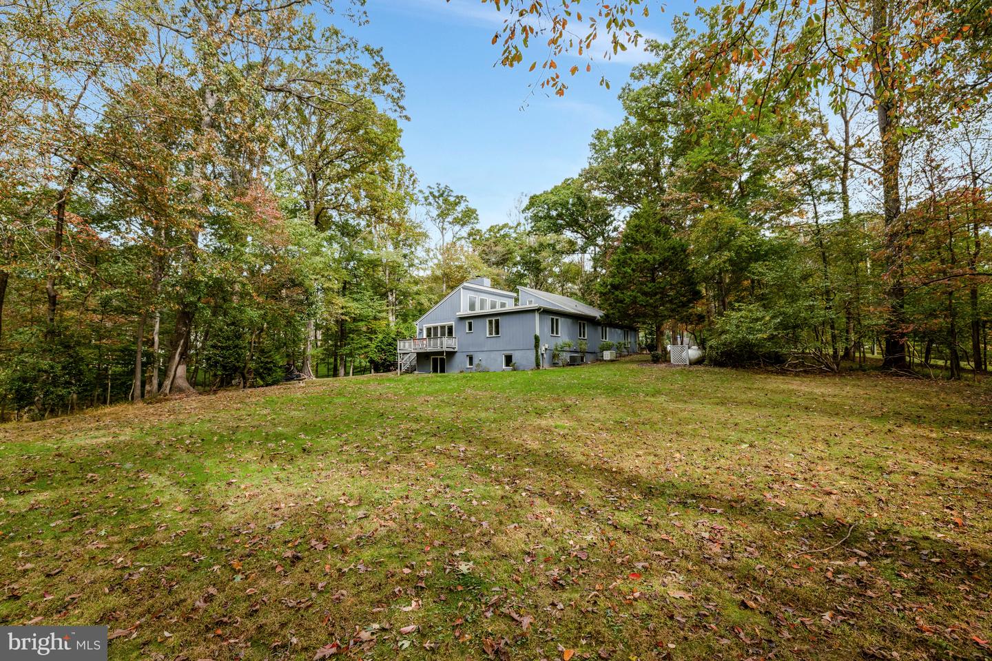526 SPRINGVALE RD, GREAT FALLS, Virginia 22066, 6 Bedrooms Bedrooms, ,3 BathroomsBathrooms,Residential,For sale,526 SPRINGVALE RD,VAFX2274206 MLS # VAFX2274206