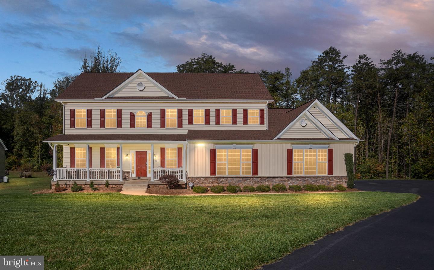 33 AVALON LN, STAFFORD, Virginia 22556, 5 Bedrooms Bedrooms, ,3 BathroomsBathrooms,Residential,For sale,33 AVALON LN,VAST2043470 MLS # VAST2043470
