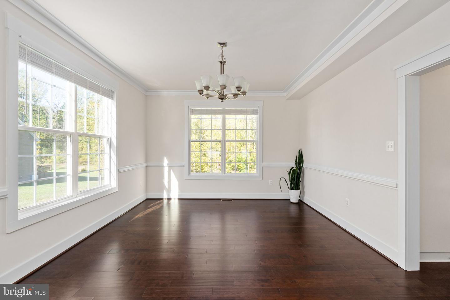 33 AVALON LN, STAFFORD, Virginia 22556, 5 Bedrooms Bedrooms, ,3 BathroomsBathrooms,Residential,For sale,33 AVALON LN,VAST2043470 MLS # VAST2043470
