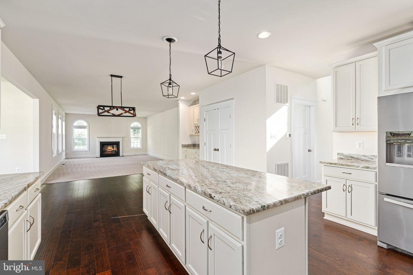 33 AVALON LN, STAFFORD, Virginia 22556, 5 Bedrooms Bedrooms, ,3 BathroomsBathrooms,Residential,For sale,33 AVALON LN,VAST2043470 MLS # VAST2043470