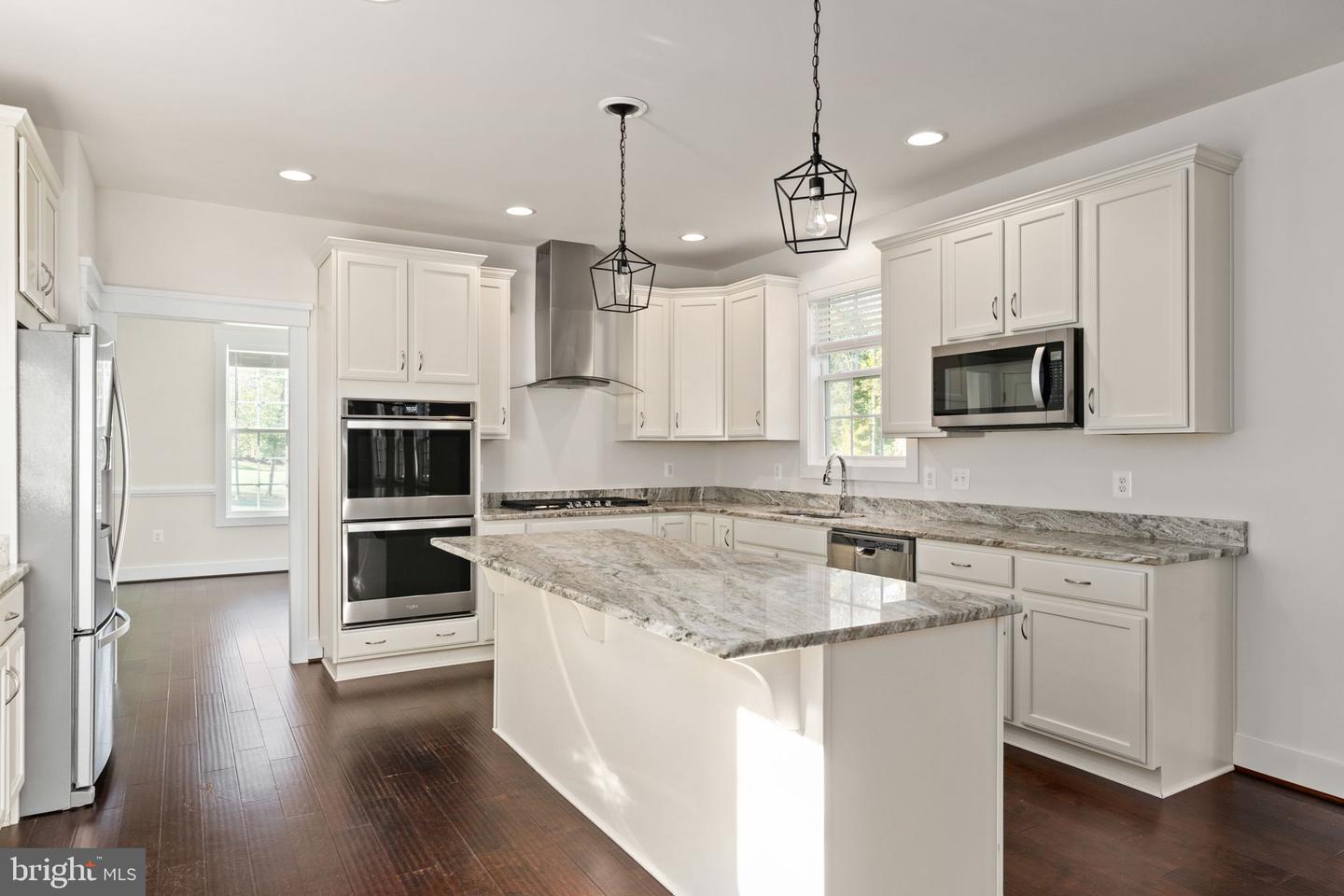 33 AVALON LN, STAFFORD, Virginia 22556, 5 Bedrooms Bedrooms, ,3 BathroomsBathrooms,Residential,For sale,33 AVALON LN,VAST2043470 MLS # VAST2043470