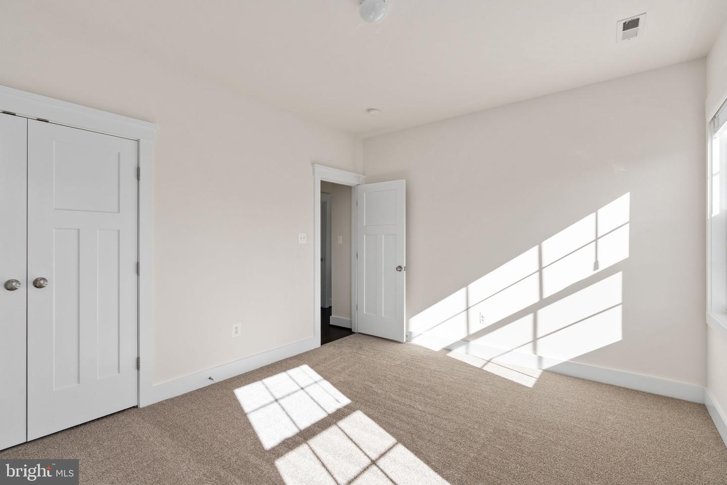 33 AVALON LN, STAFFORD, Virginia 22556, 5 Bedrooms Bedrooms, ,3 BathroomsBathrooms,Residential,For sale,33 AVALON LN,VAST2043470 MLS # VAST2043470