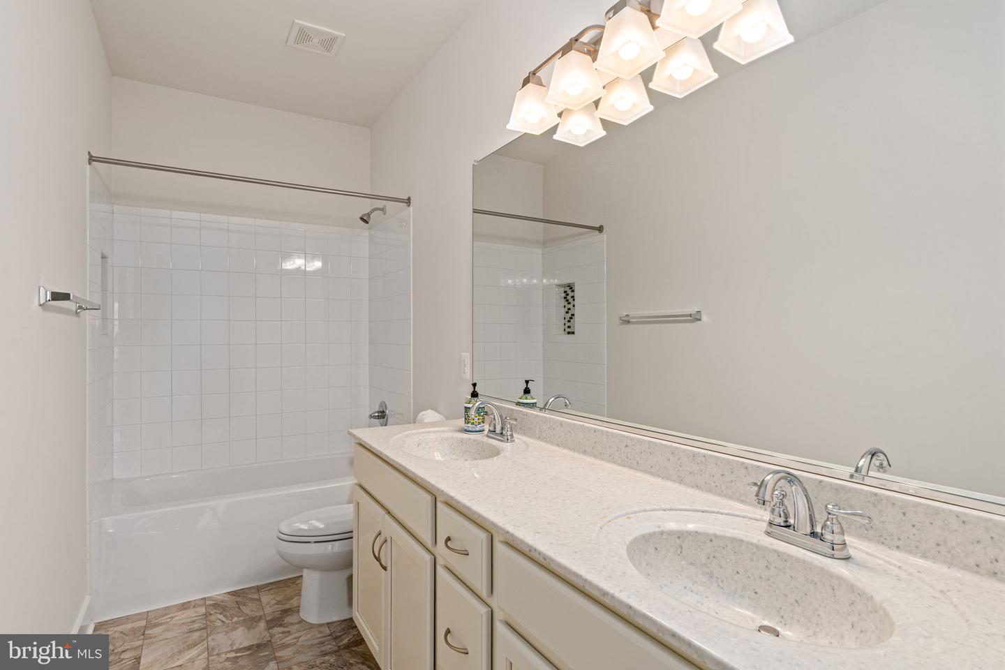 33 AVALON LN, STAFFORD, Virginia 22556, 5 Bedrooms Bedrooms, ,3 BathroomsBathrooms,Residential,For sale,33 AVALON LN,VAST2043470 MLS # VAST2043470