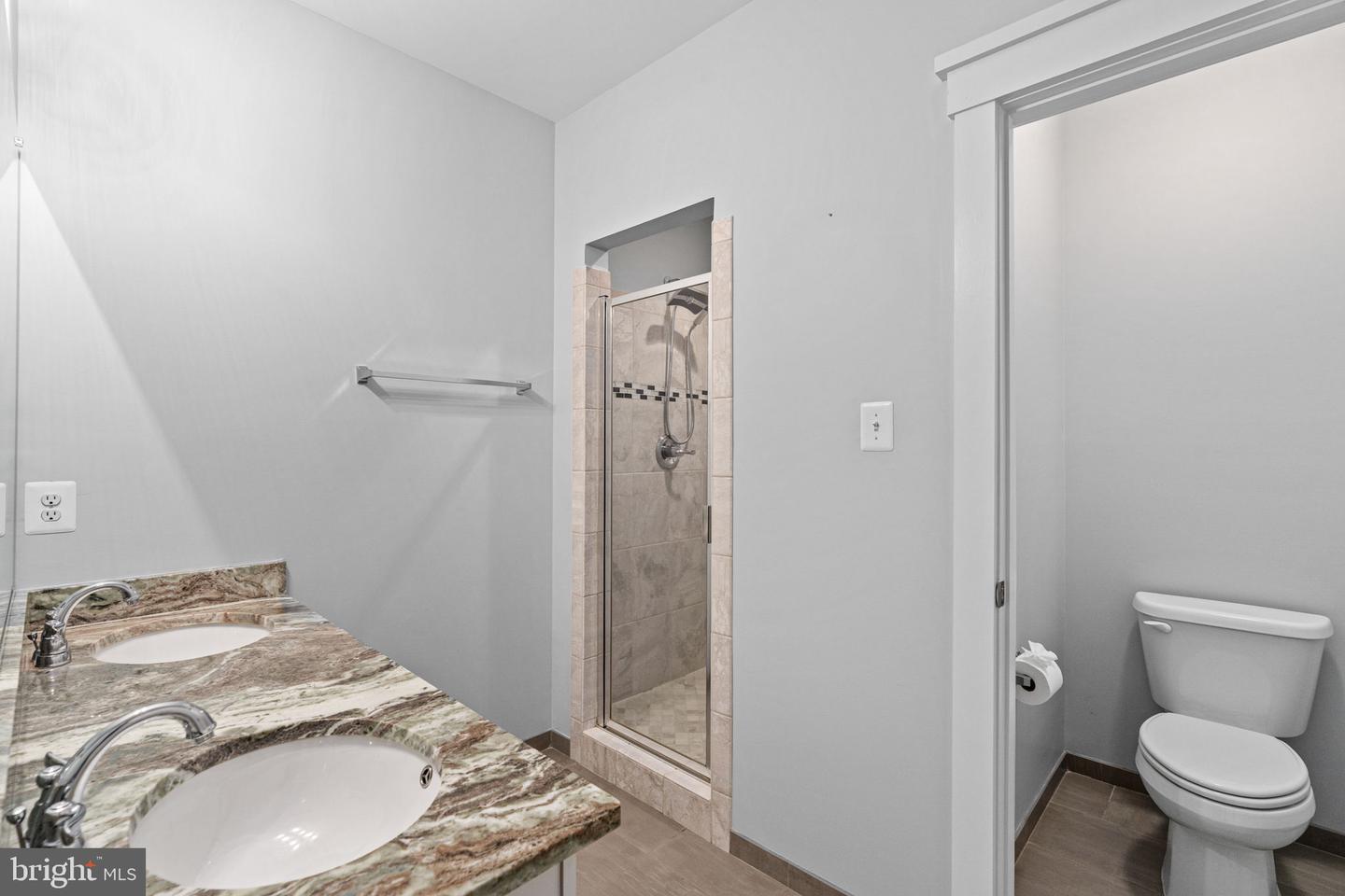 33 AVALON LN, STAFFORD, Virginia 22556, 5 Bedrooms Bedrooms, ,3 BathroomsBathrooms,Residential,For sale,33 AVALON LN,VAST2043470 MLS # VAST2043470