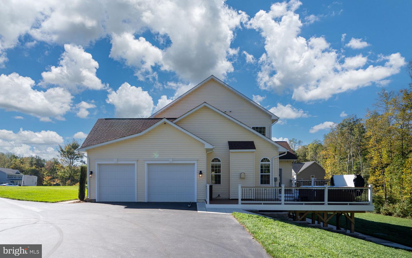 33 AVALON LN, STAFFORD, Virginia 22556, 5 Bedrooms Bedrooms, ,3 BathroomsBathrooms,Residential,For sale,33 AVALON LN,VAST2043470 MLS # VAST2043470