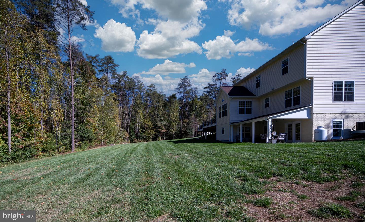 33 AVALON LN, STAFFORD, Virginia 22556, 5 Bedrooms Bedrooms, ,3 BathroomsBathrooms,Residential,For sale,33 AVALON LN,VAST2043470 MLS # VAST2043470