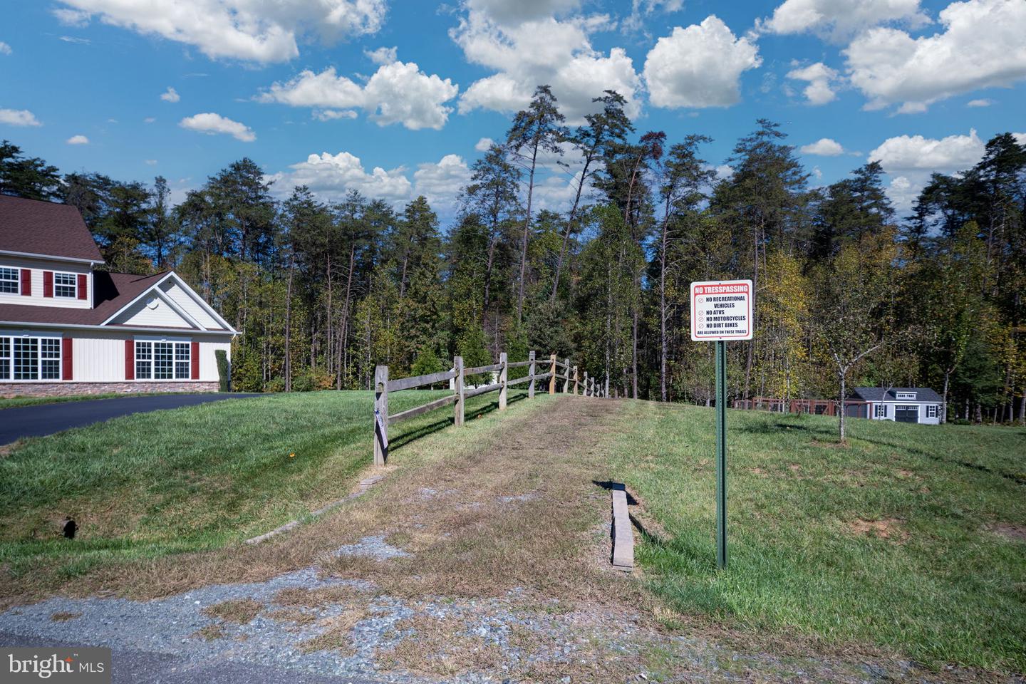 33 AVALON LN, STAFFORD, Virginia 22556, 5 Bedrooms Bedrooms, ,3 BathroomsBathrooms,Residential,For sale,33 AVALON LN,VAST2043470 MLS # VAST2043470