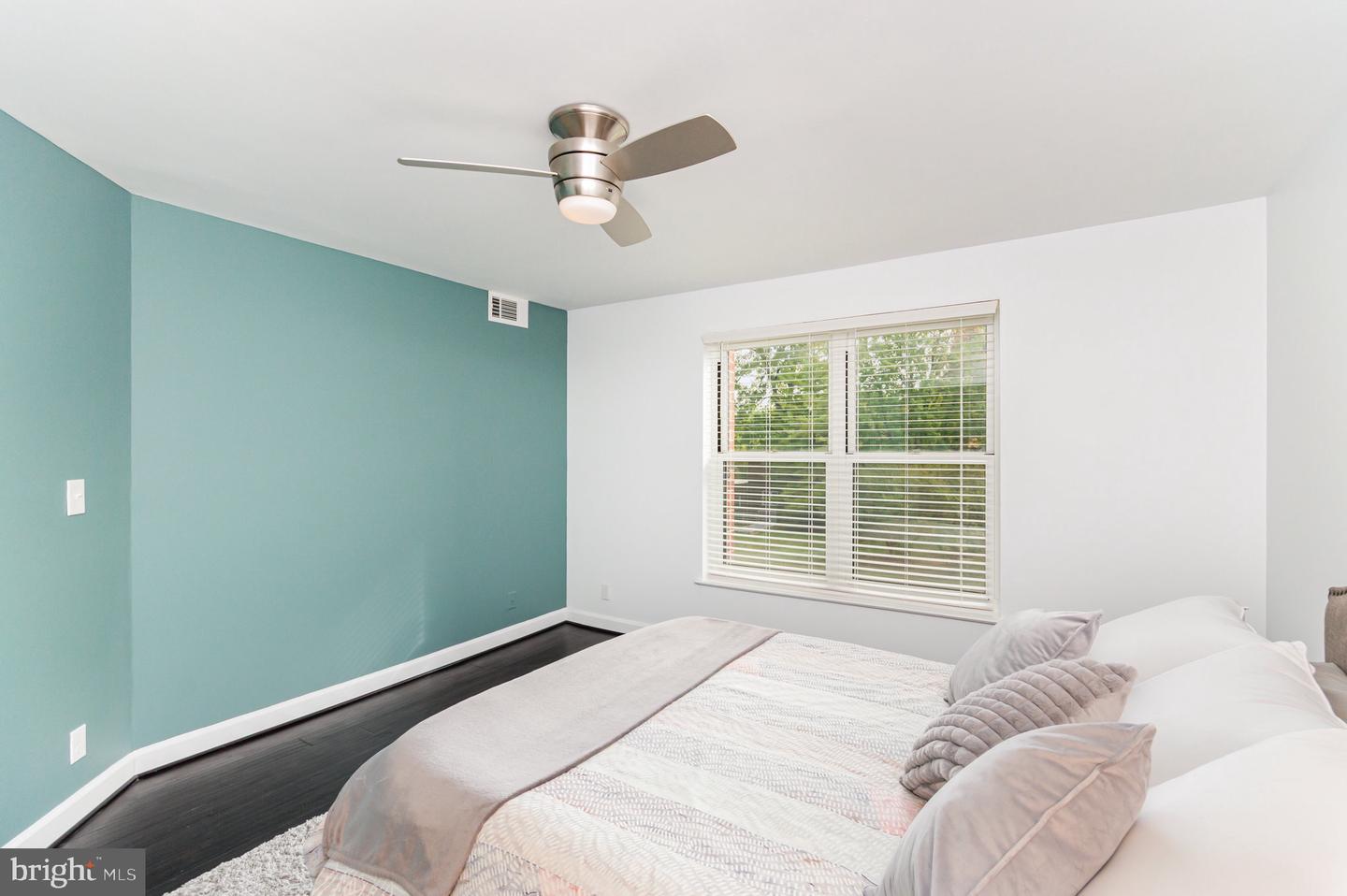 2100 LANGSTON BLVD #320, ARLINGTON, Virginia 22201, 1 Bedroom Bedrooms, ,1 BathroomBathrooms,Residential,For sale,2100 LANGSTON BLVD #320,VAAR2064904 MLS # VAAR2064904