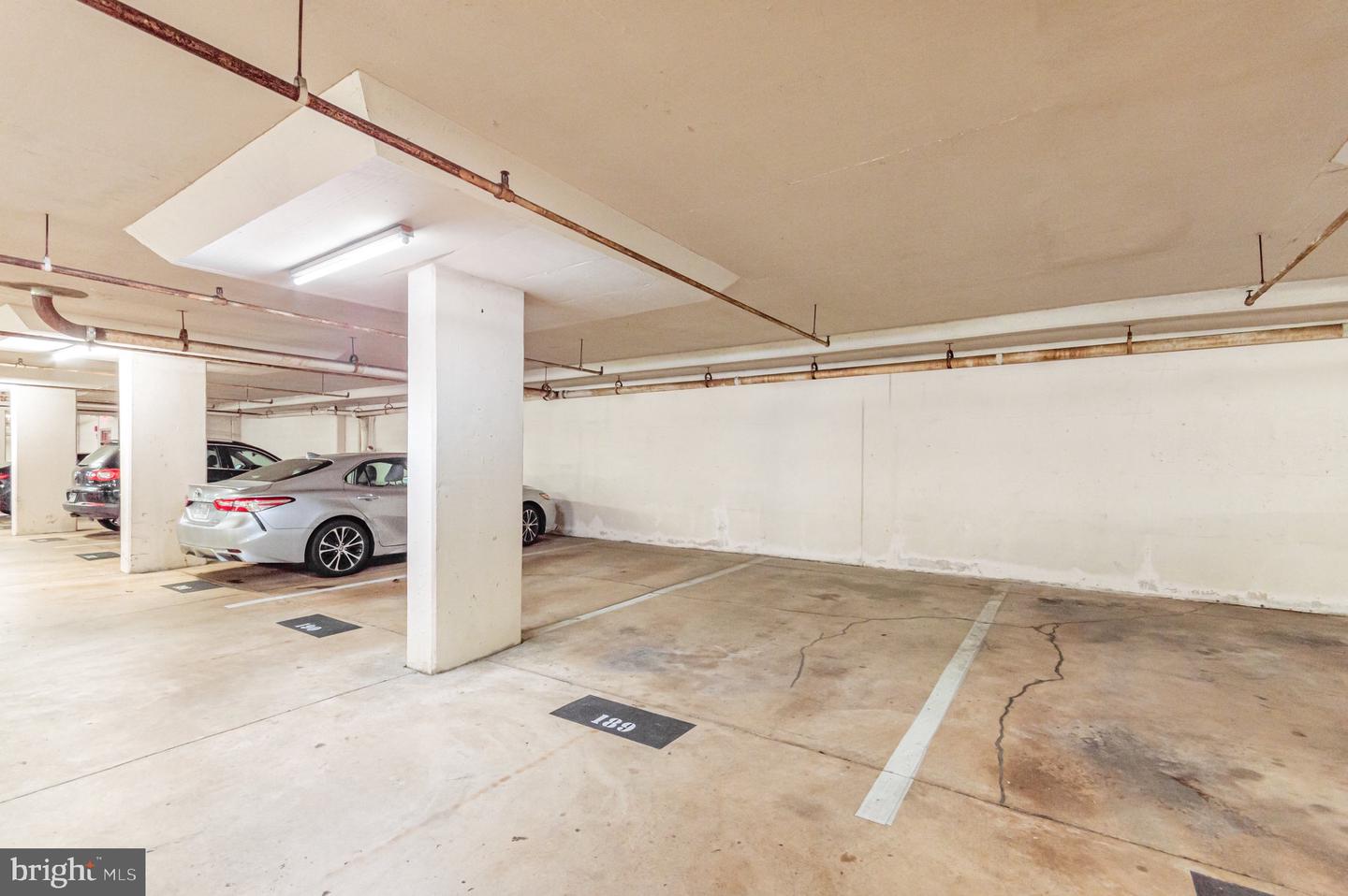 2100 LANGSTON BLVD #320, ARLINGTON, Virginia 22201, 1 Bedroom Bedrooms, ,1 BathroomBathrooms,Residential,For sale,2100 LANGSTON BLVD #320,VAAR2064904 MLS # VAAR2064904