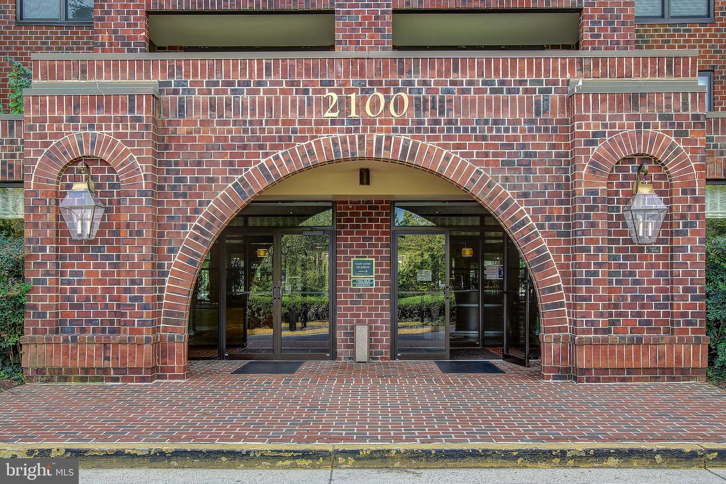 2100 LANGSTON BLVD #320, ARLINGTON, Virginia 22201, 1 Bedroom Bedrooms, ,1 BathroomBathrooms,Residential,For sale,2100 LANGSTON BLVD #320,VAAR2064904 MLS # VAAR2064904