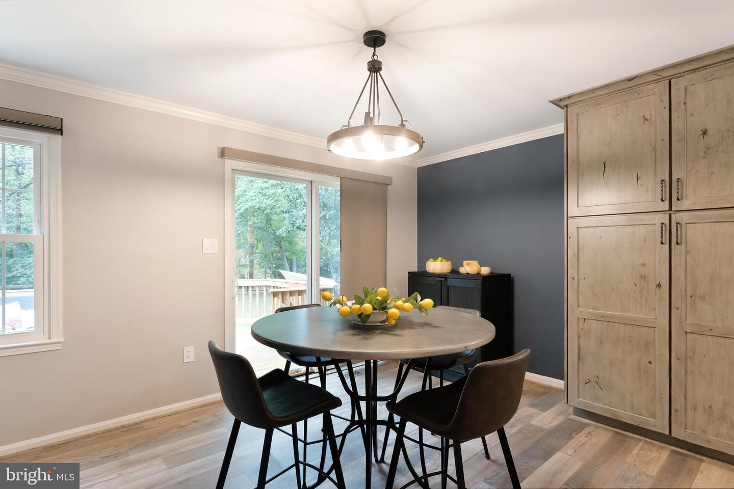 3119 COBB HILL LN, OAKTON, Virginia 22124, 4 Bedrooms Bedrooms, 13 Rooms Rooms,3 BathroomsBathrooms,Residential,For sale,3119 COBB HILL LN,VAFX2274298 MLS # VAFX2274298