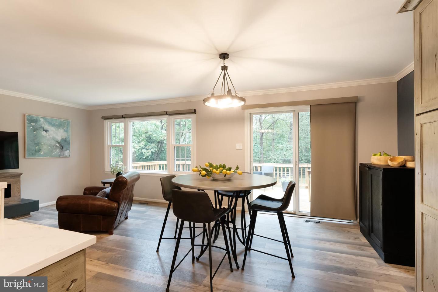 3119 COBB HILL LN, OAKTON, Virginia 22124, 4 Bedrooms Bedrooms, 13 Rooms Rooms,3 BathroomsBathrooms,Residential,For sale,3119 COBB HILL LN,VAFX2274298 MLS # VAFX2274298