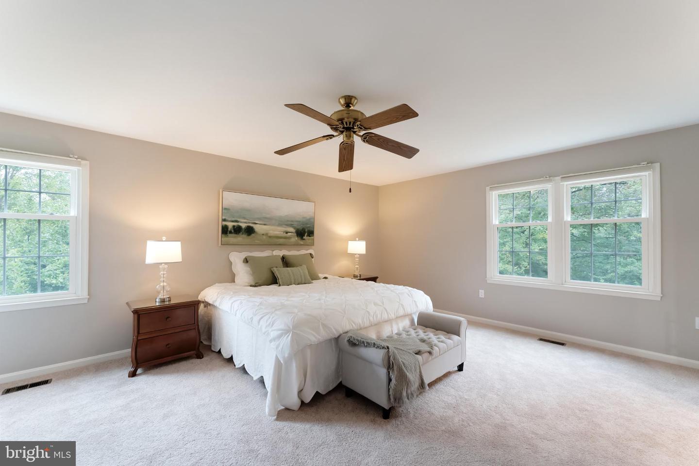3119 COBB HILL LN, OAKTON, Virginia 22124, 4 Bedrooms Bedrooms, 13 Rooms Rooms,3 BathroomsBathrooms,Residential,For sale,3119 COBB HILL LN,VAFX2274298 MLS # VAFX2274298
