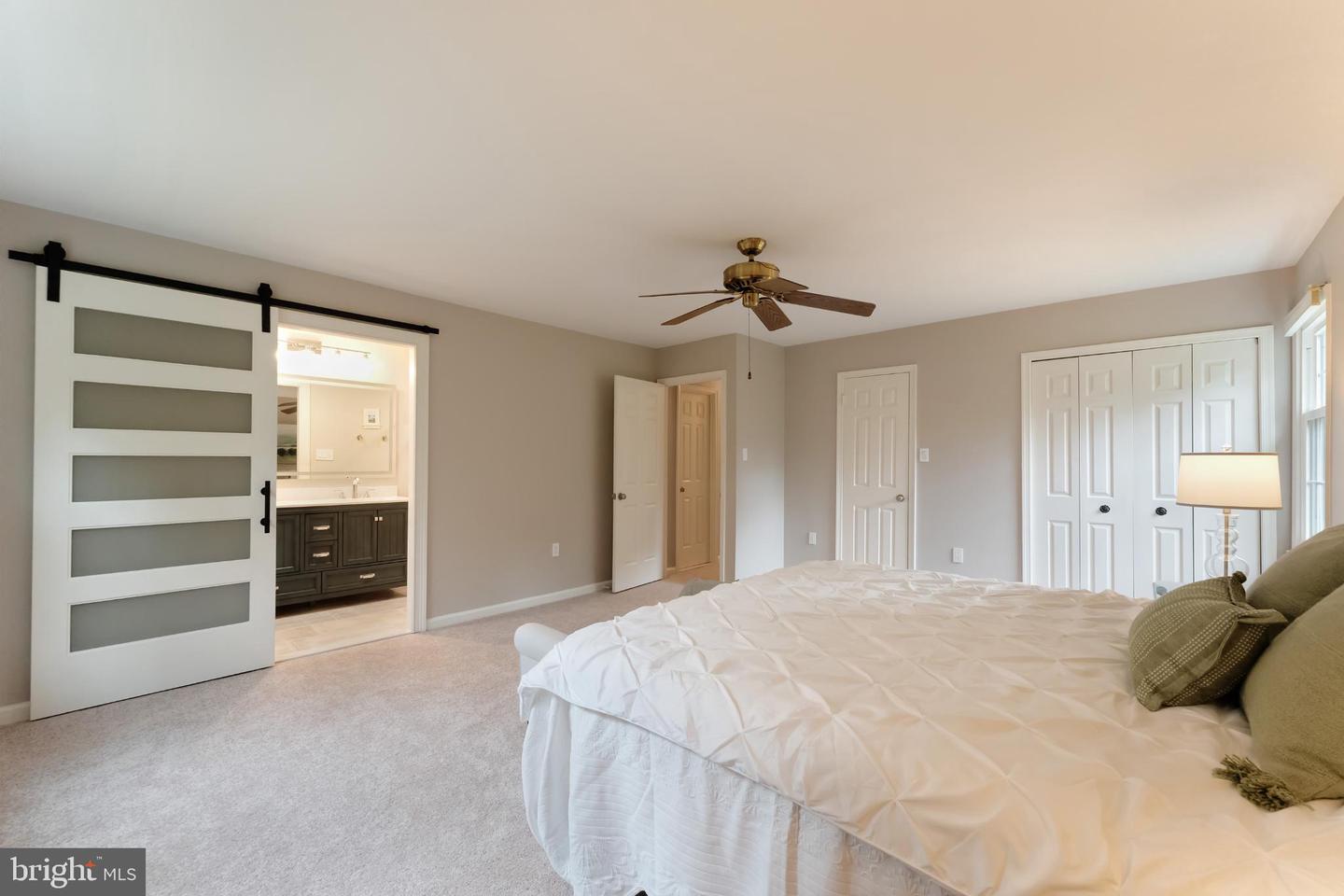 3119 COBB HILL LN, OAKTON, Virginia 22124, 4 Bedrooms Bedrooms, 13 Rooms Rooms,3 BathroomsBathrooms,Residential,For sale,3119 COBB HILL LN,VAFX2274298 MLS # VAFX2274298