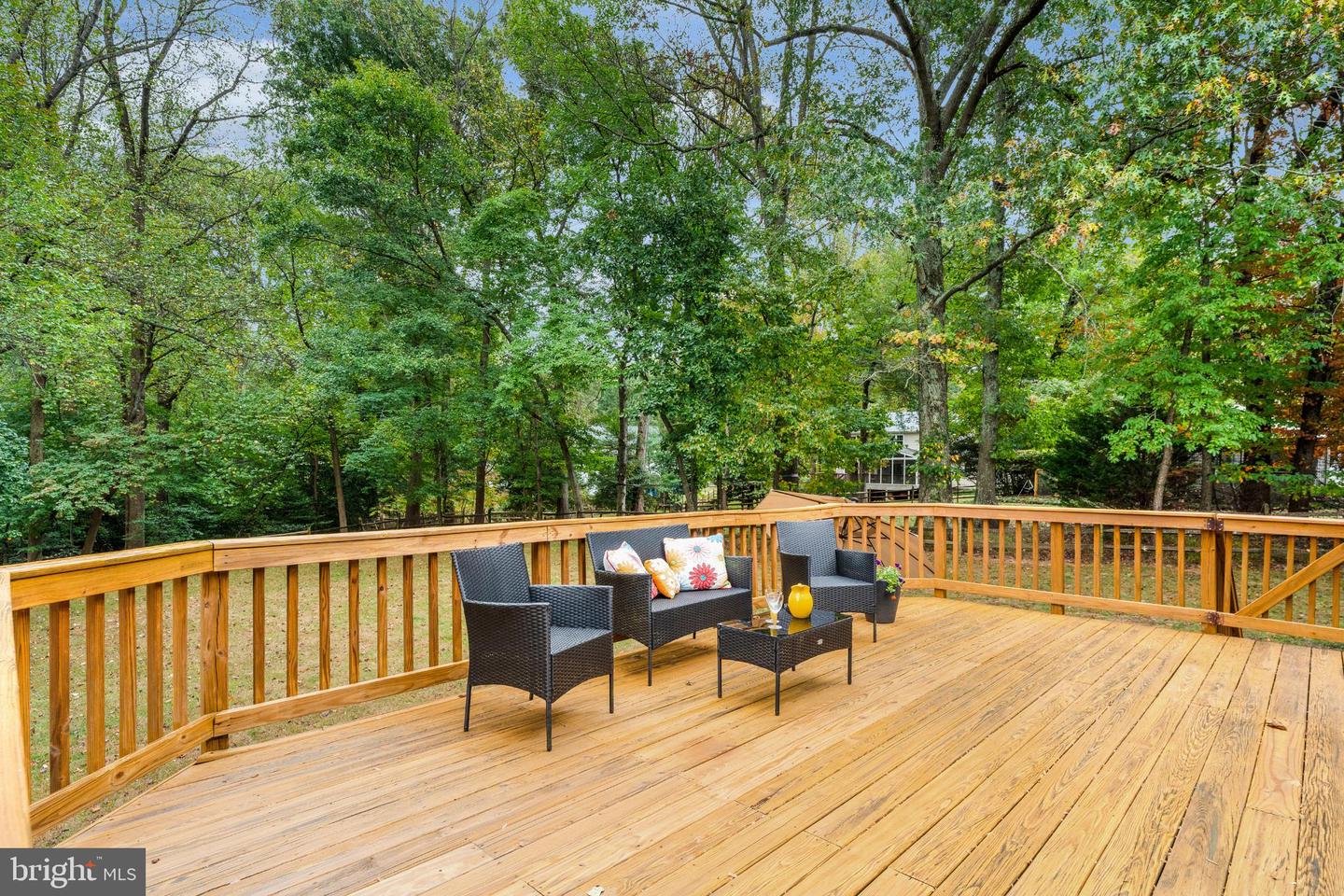 3119 COBB HILL LN, OAKTON, Virginia 22124, 4 Bedrooms Bedrooms, 13 Rooms Rooms,3 BathroomsBathrooms,Residential,For sale,3119 COBB HILL LN,VAFX2274298 MLS # VAFX2274298