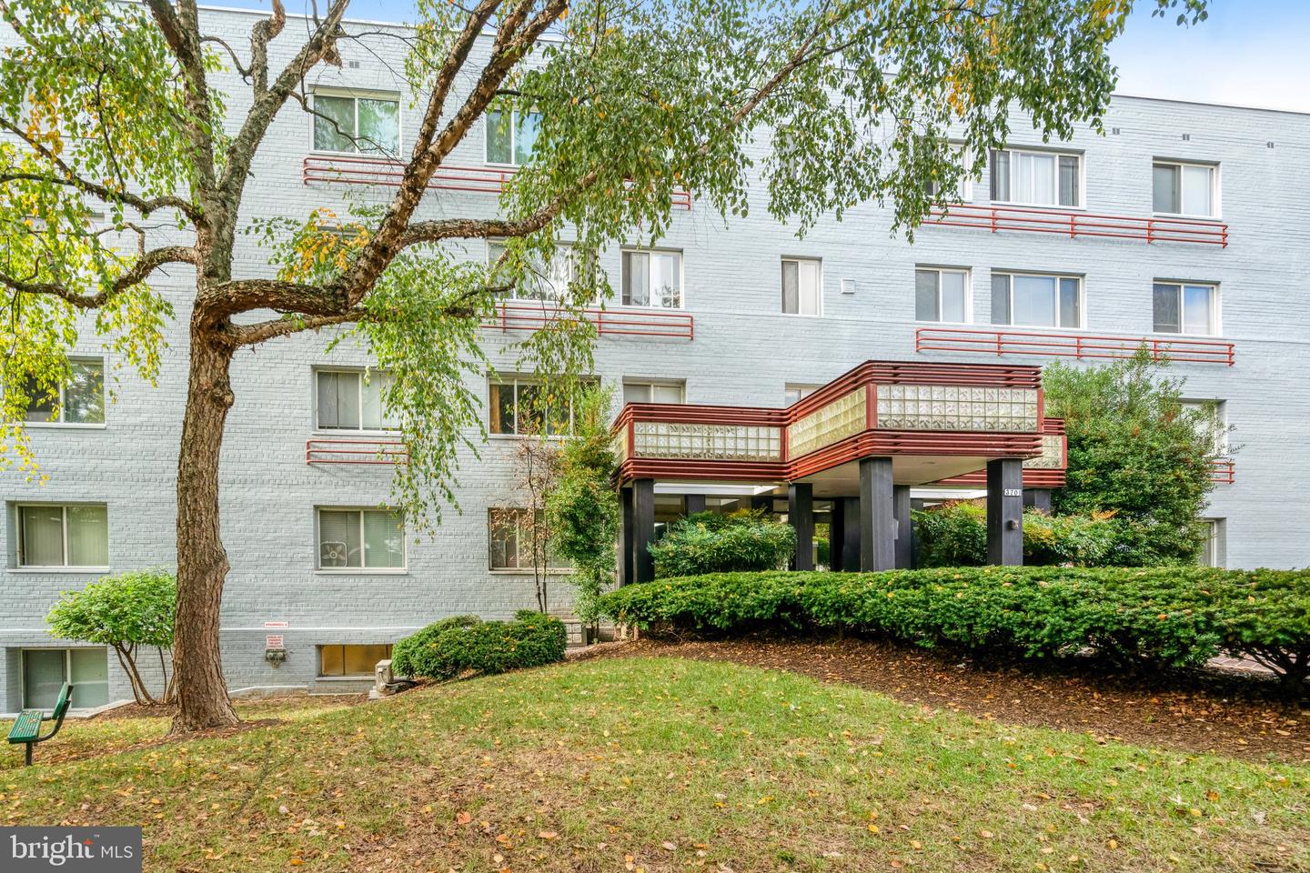 3701 5TH ST S #212, ARLINGTON, Virginia 22204, 1 Bedroom Bedrooms, ,1 BathroomBathrooms,Residential,For sale,3701 5TH ST S #212,VAAR2064926 MLS # VAAR2064926