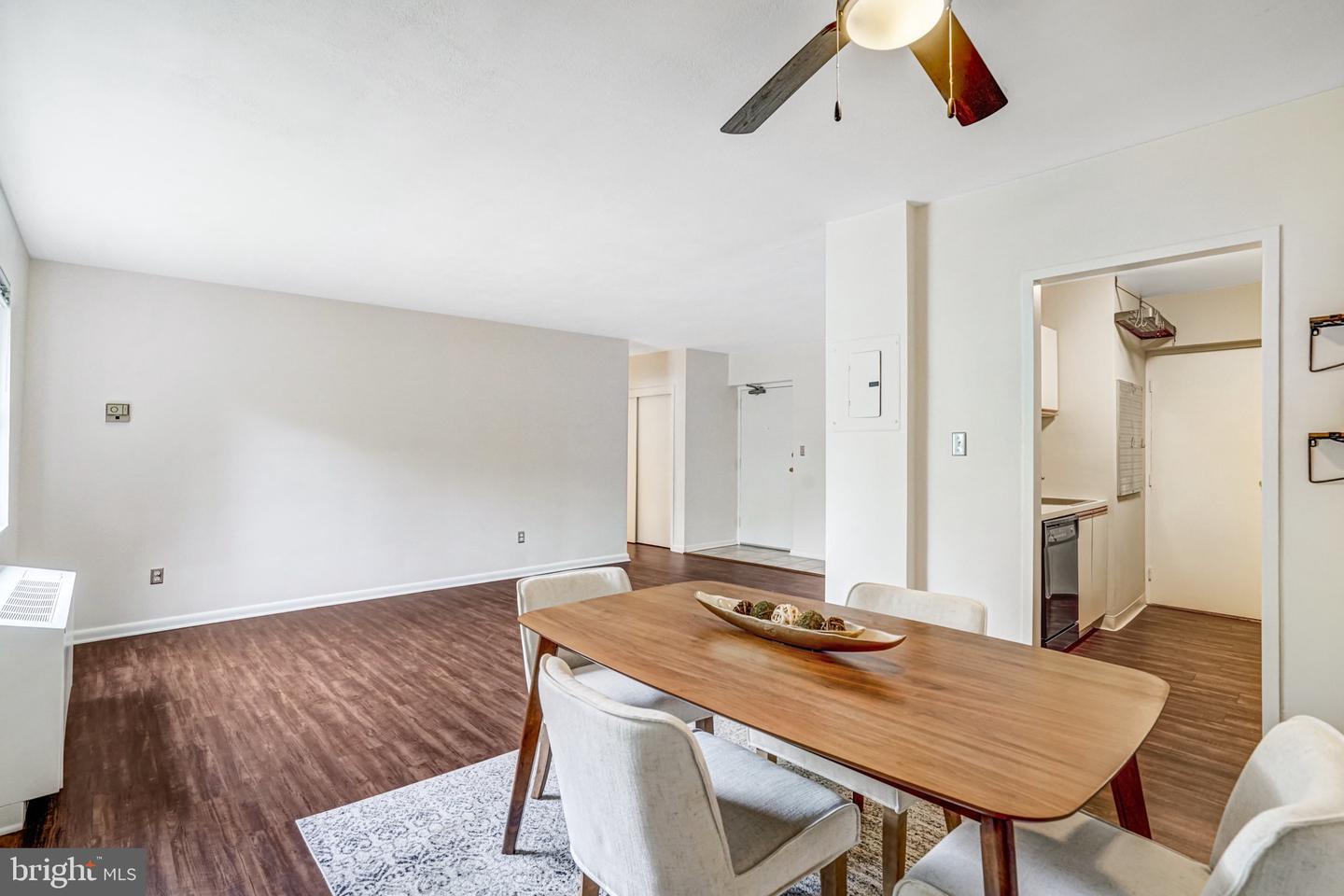 3701 5TH ST S #212, ARLINGTON, Virginia 22204, 1 Bedroom Bedrooms, ,1 BathroomBathrooms,Residential,For sale,3701 5TH ST S #212,VAAR2064926 MLS # VAAR2064926