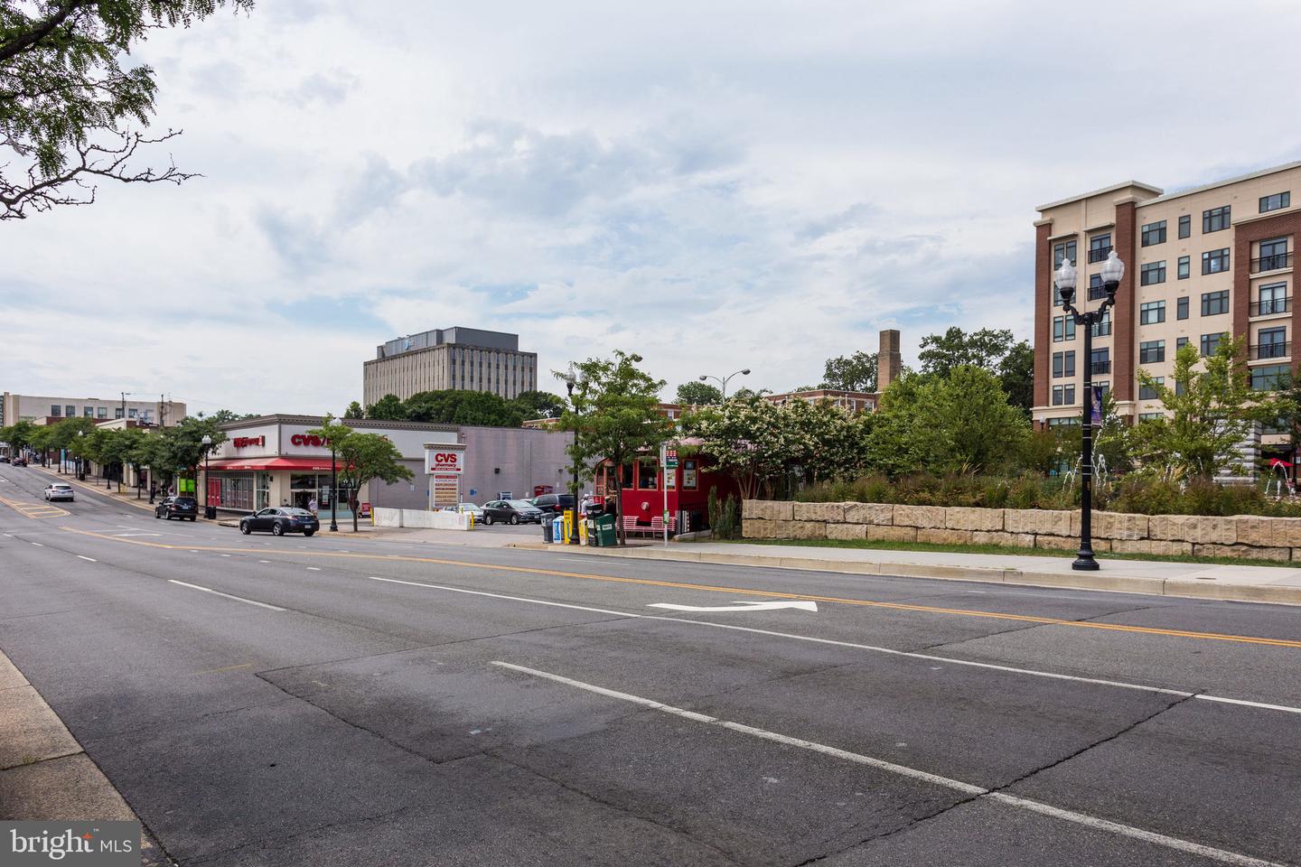 3701 5TH ST S #212, ARLINGTON, Virginia 22204, 1 Bedroom Bedrooms, ,1 BathroomBathrooms,Residential,For sale,3701 5TH ST S #212,VAAR2064926 MLS # VAAR2064926