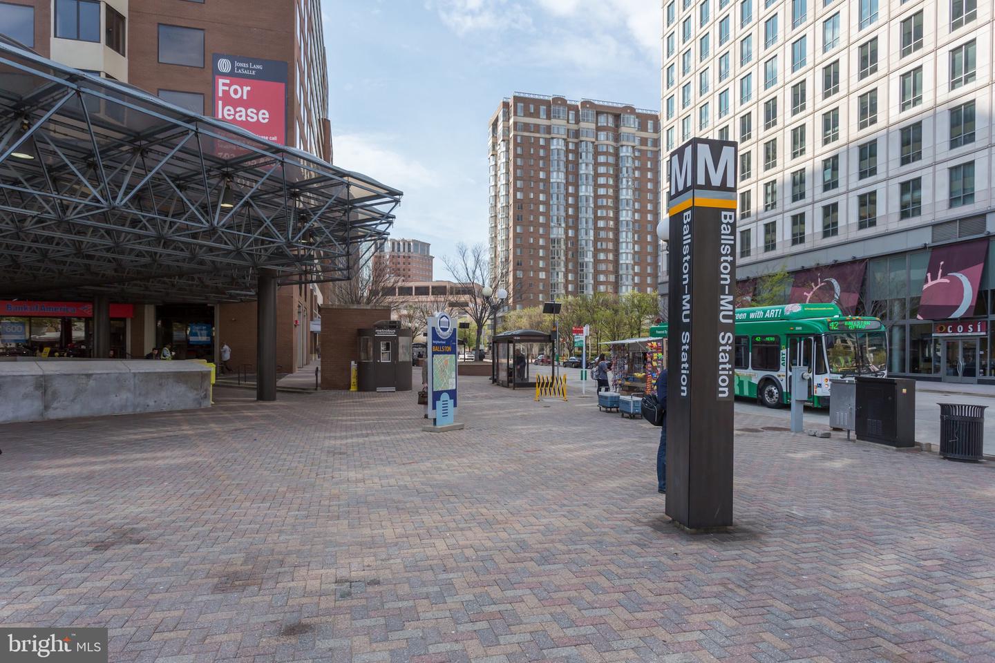 3701 5TH ST S #212, ARLINGTON, Virginia 22204, 1 Bedroom Bedrooms, ,1 BathroomBathrooms,Residential,For sale,3701 5TH ST S #212,VAAR2064926 MLS # VAAR2064926