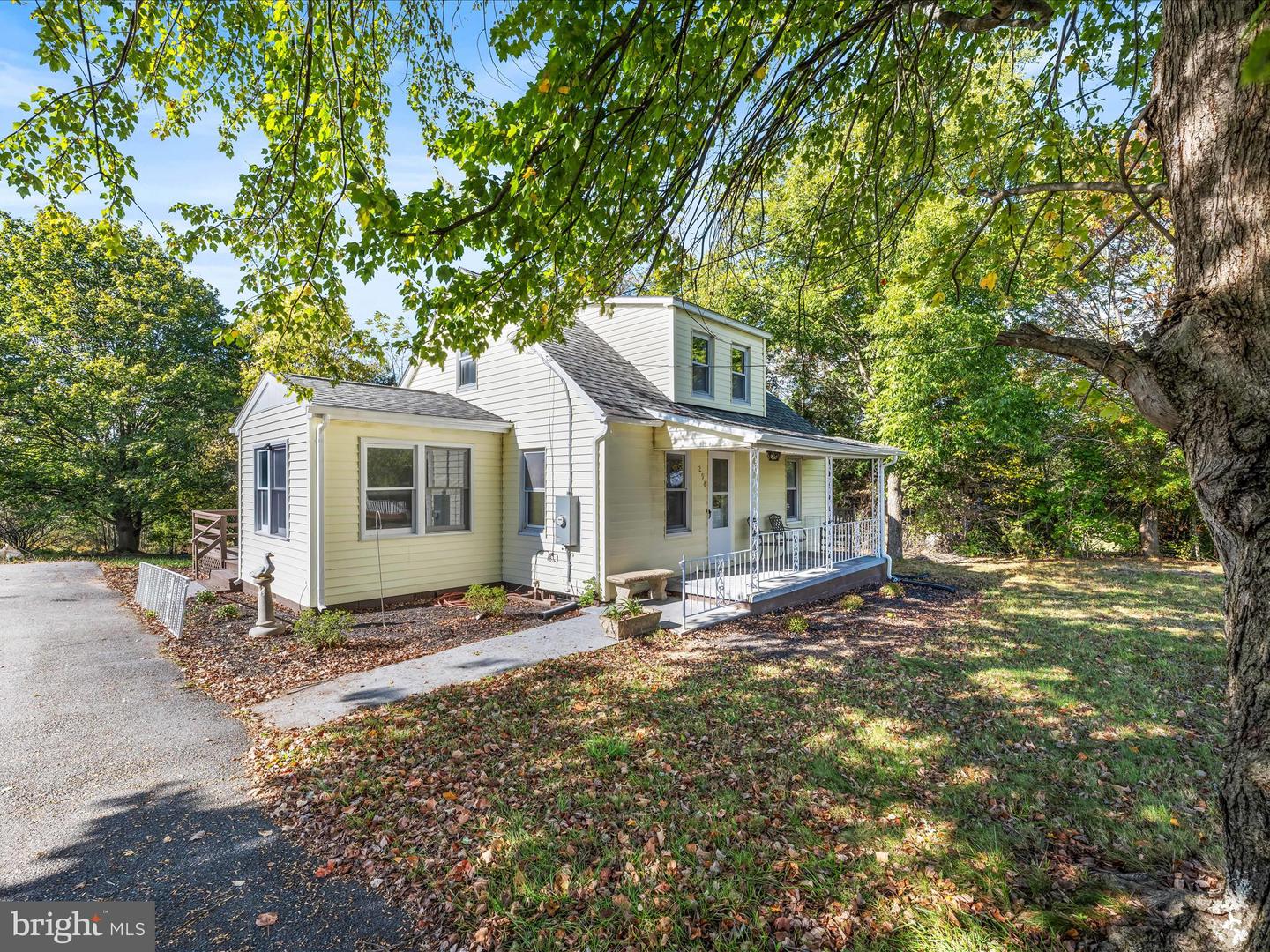 298 BUFFLICK RD, WINCHESTER, Virginia 22602, 4 Bedrooms Bedrooms, ,1 BathroomBathrooms,Residential,For sale,298 BUFFLICK RD,VAFV2037372 MLS # VAFV2037372